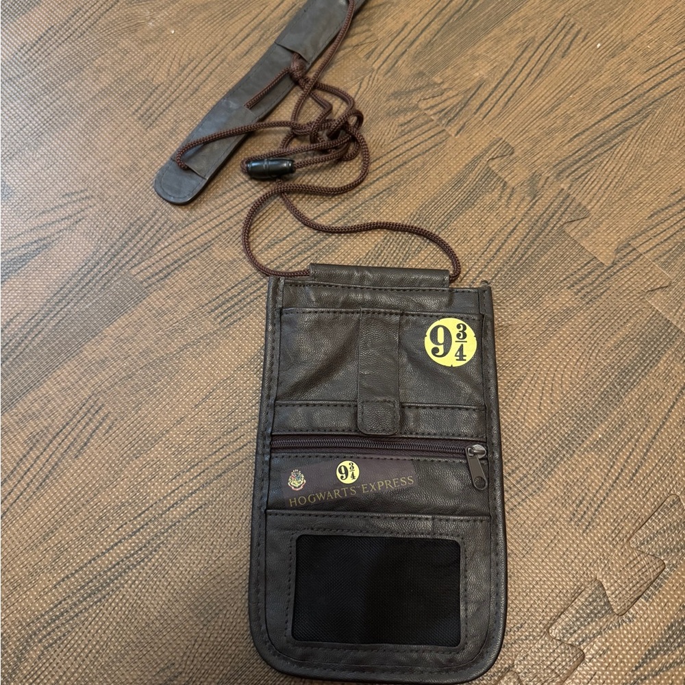 2/$15 Harry Potter 9 3/4 Brown neck travel Bag